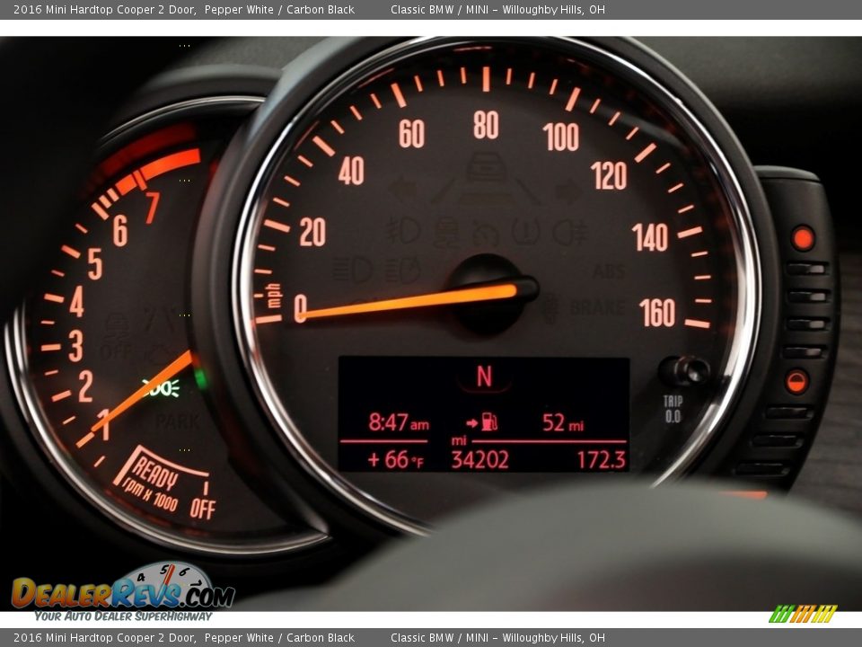 2016 Mini Hardtop Cooper 2 Door Pepper White / Carbon Black Photo #8