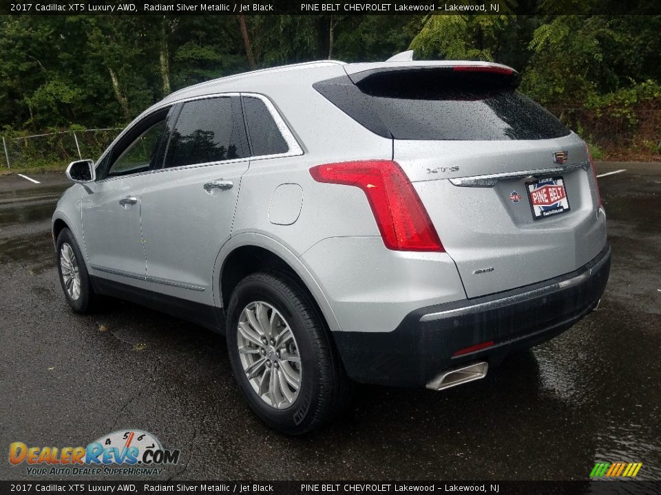 2017 Cadillac XT5 Luxury AWD Radiant Silver Metallic / Jet Black Photo #5