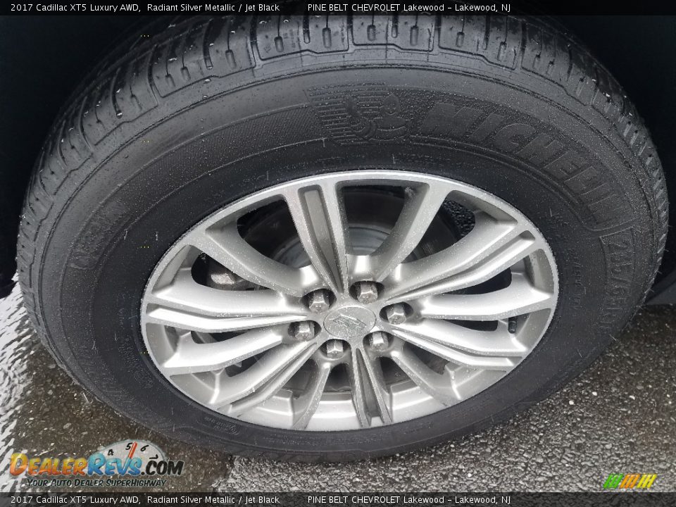 2017 Cadillac XT5 Luxury AWD Radiant Silver Metallic / Jet Black Photo #15