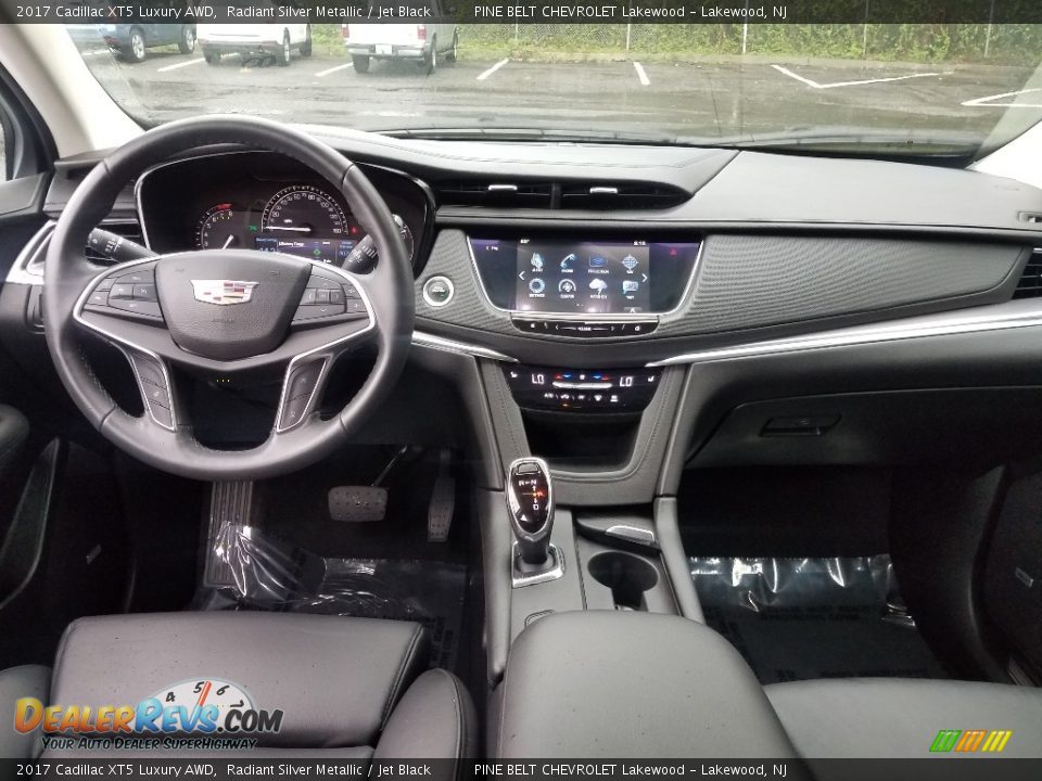 2017 Cadillac XT5 Luxury AWD Radiant Silver Metallic / Jet Black Photo #20