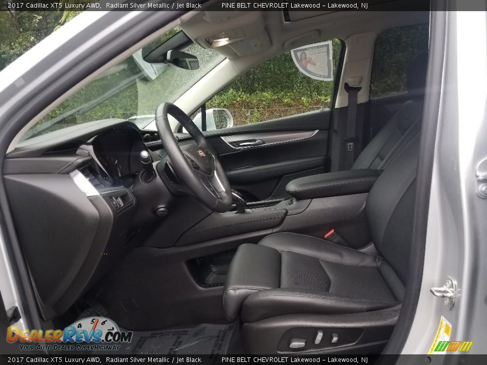 2017 Cadillac XT5 Luxury AWD Radiant Silver Metallic / Jet Black Photo #25