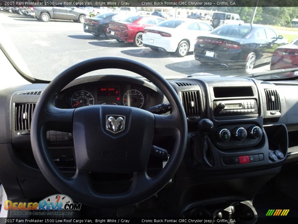 2017 Ram ProMaster 1500 Low Roof Cargo Van Bright White / Gray Photo #5