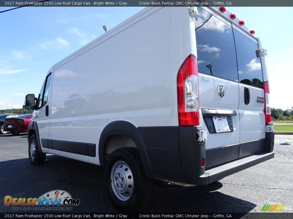 2017 Ram ProMaster 1500 Low Roof Cargo Van Bright White / Gray Photo #8