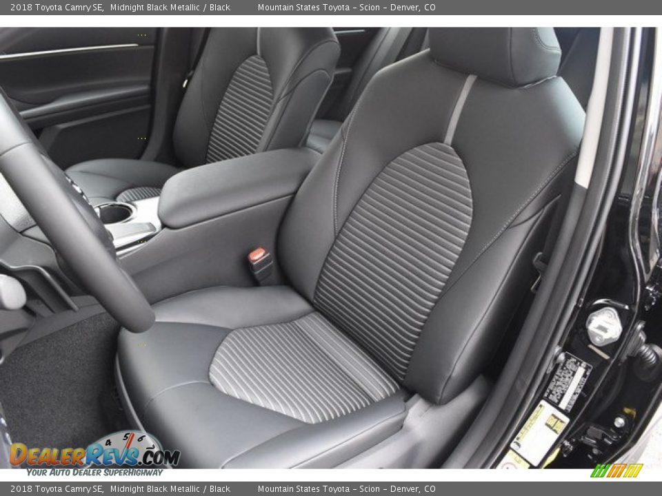 2018 Toyota Camry SE Midnight Black Metallic / Black Photo #7
