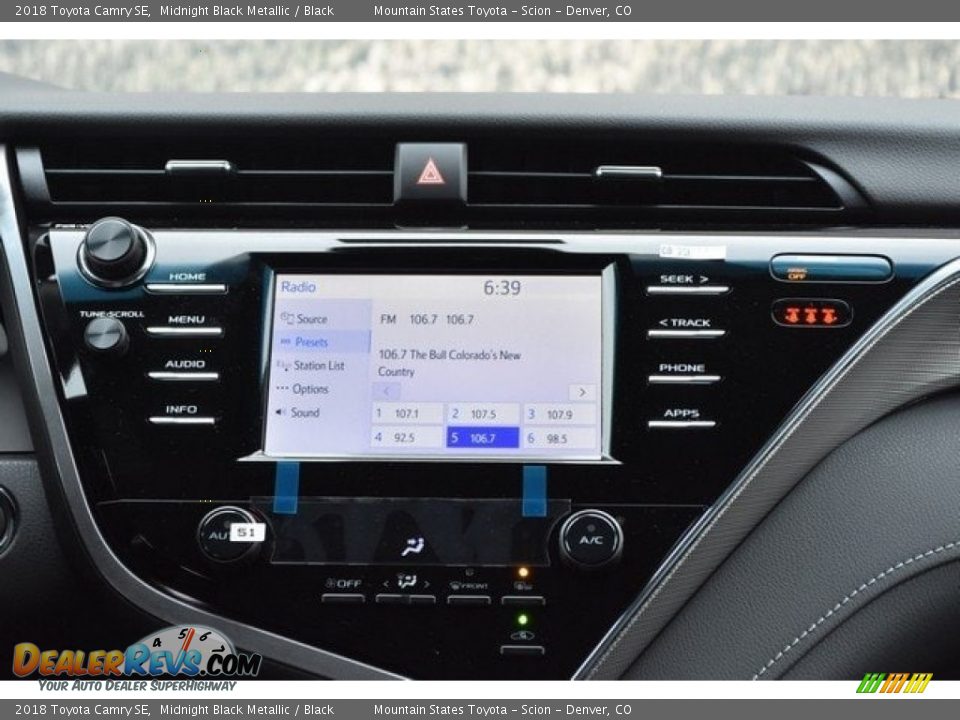 2018 Toyota Camry SE Midnight Black Metallic / Black Photo #10