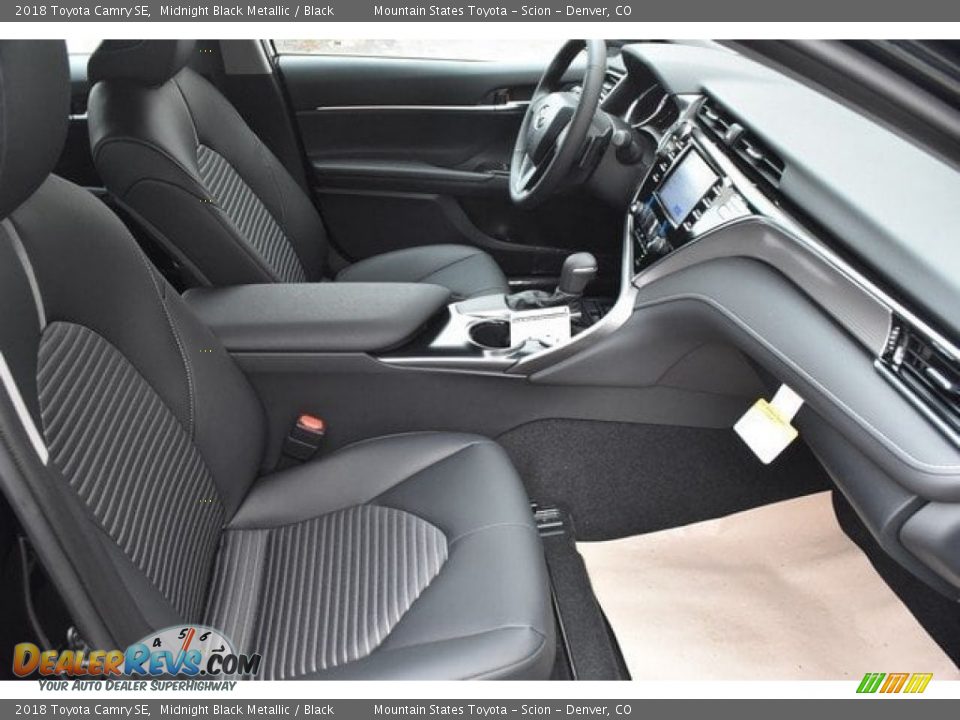2018 Toyota Camry SE Midnight Black Metallic / Black Photo #12