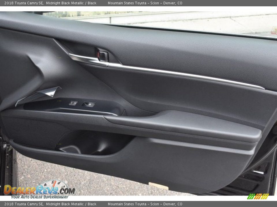 2018 Toyota Camry SE Midnight Black Metallic / Black Photo #22