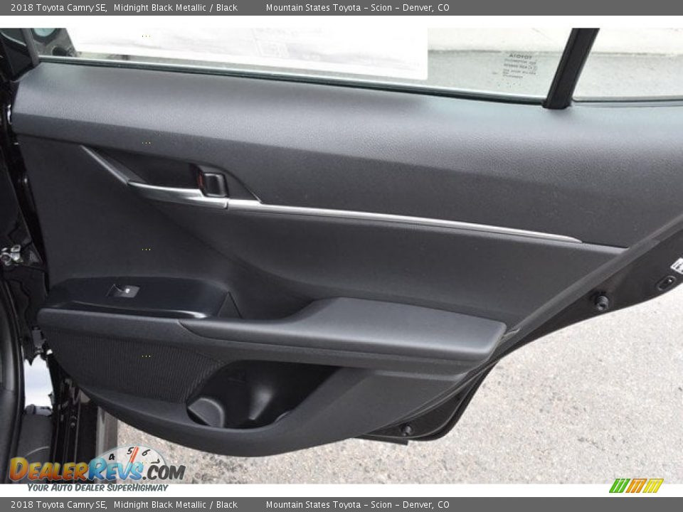 2018 Toyota Camry SE Midnight Black Metallic / Black Photo #23