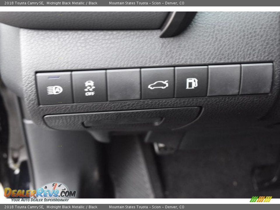 2018 Toyota Camry SE Midnight Black Metallic / Black Photo #25
