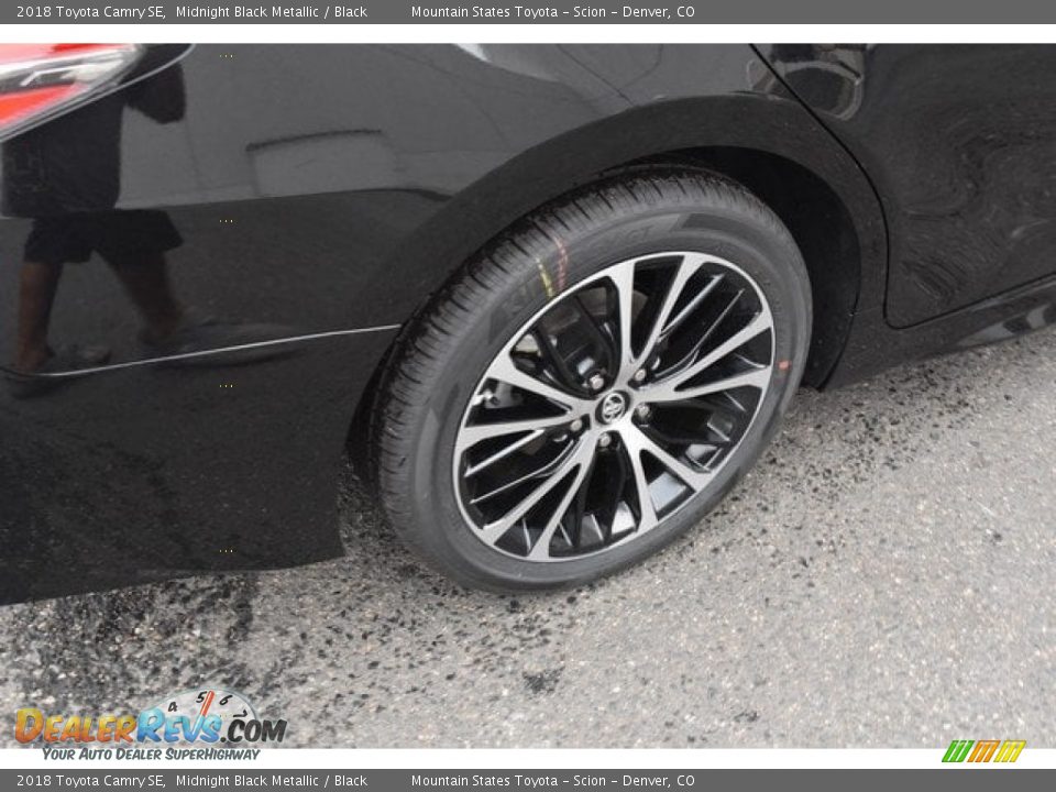 2018 Toyota Camry SE Midnight Black Metallic / Black Photo #34