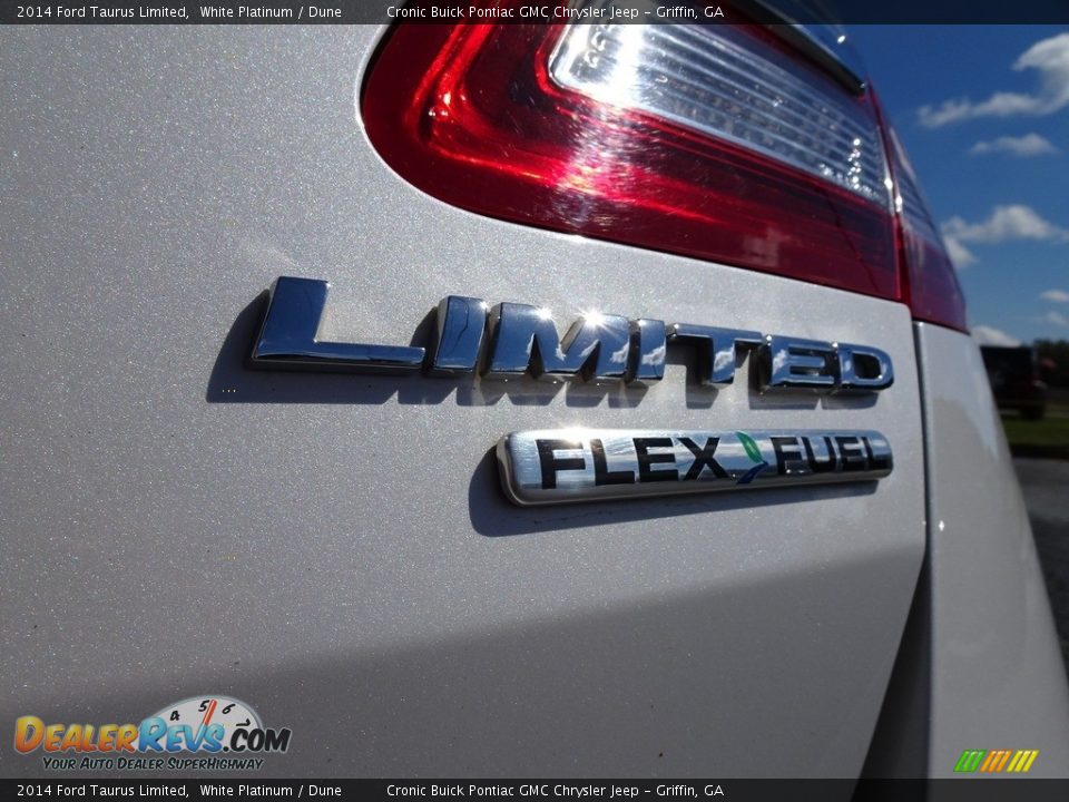 2014 Ford Taurus Limited White Platinum / Dune Photo #16