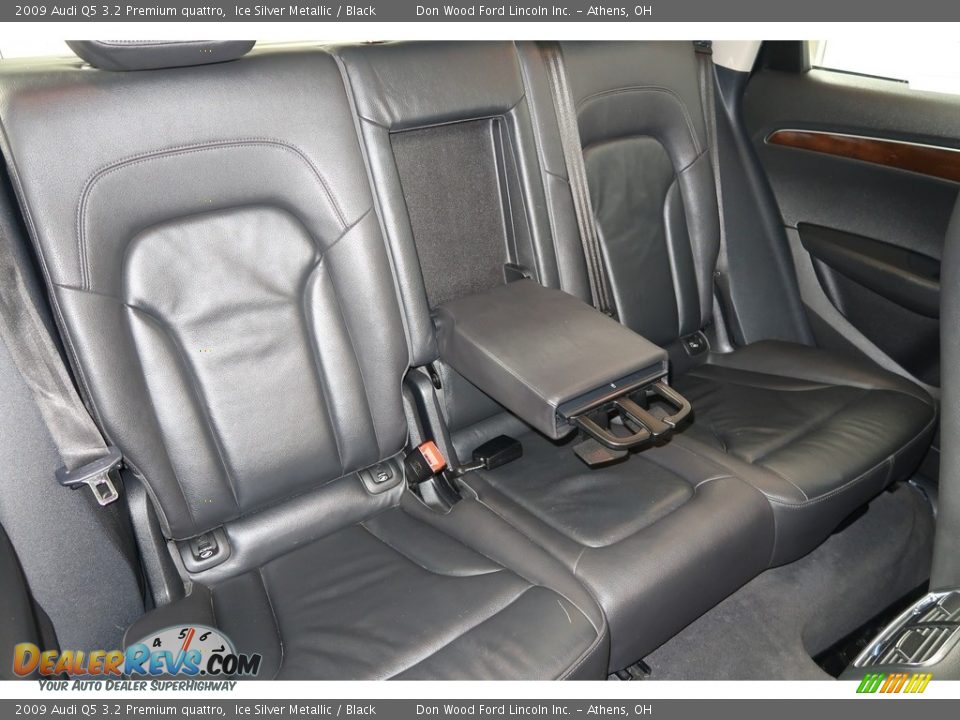 2009 Audi Q5 3.2 Premium quattro Ice Silver Metallic / Black Photo #36