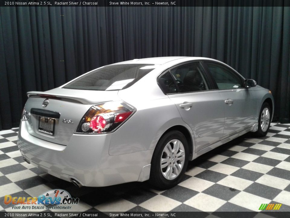 2010 Nissan Altima 2.5 SL Radiant Silver / Charcoal Photo #6