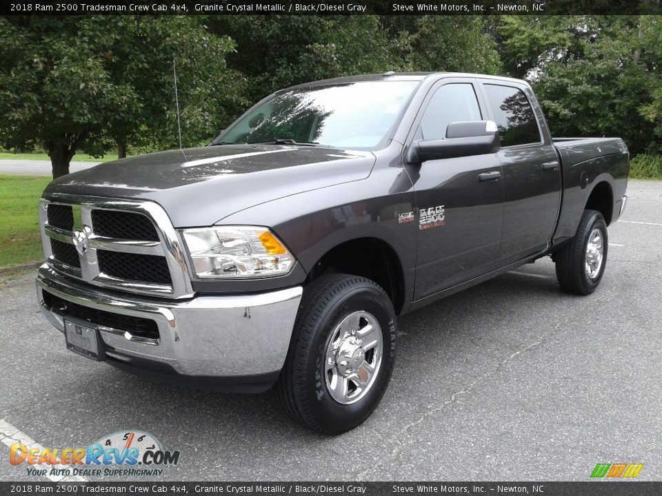 2018 Ram 2500 Tradesman Crew Cab 4x4 Granite Crystal Metallic / Black/Diesel Gray Photo #2