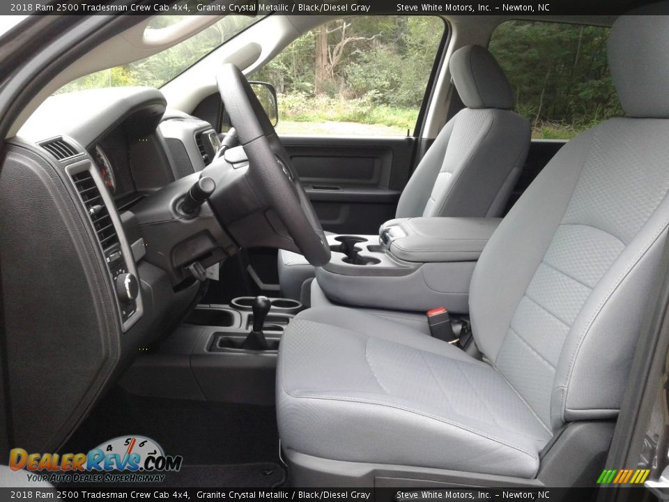 2018 Ram 2500 Tradesman Crew Cab 4x4 Granite Crystal Metallic / Black/Diesel Gray Photo #10