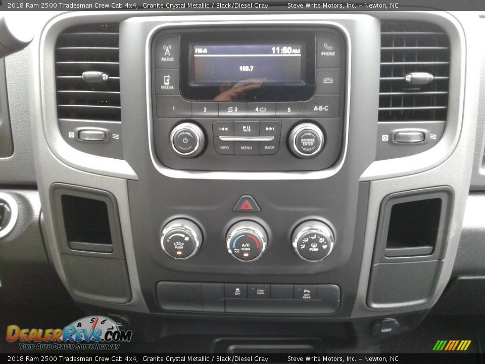 2018 Ram 2500 Tradesman Crew Cab 4x4 Granite Crystal Metallic / Black/Diesel Gray Photo #20