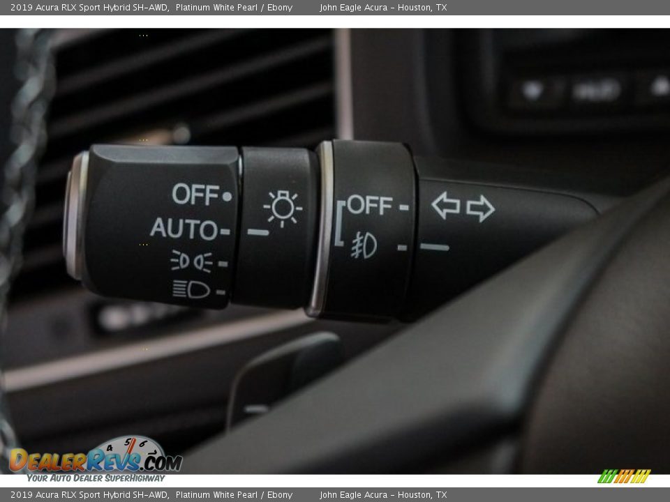 Controls of 2019 Acura RLX Sport Hybrid SH-AWD Photo #36