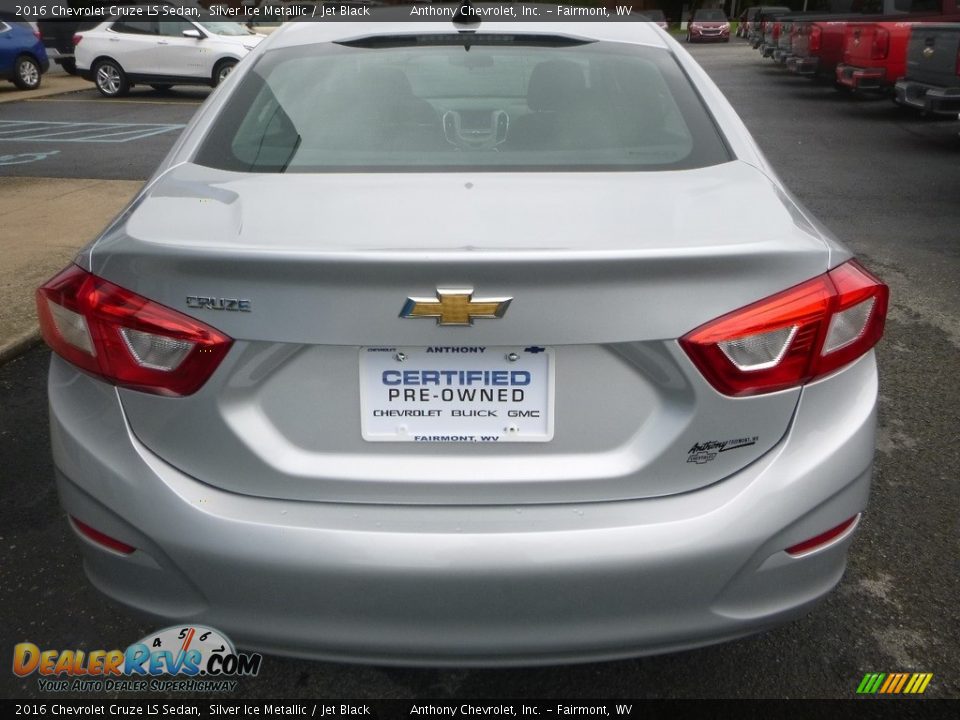 2016 Chevrolet Cruze LS Sedan Silver Ice Metallic / Jet Black Photo #5
