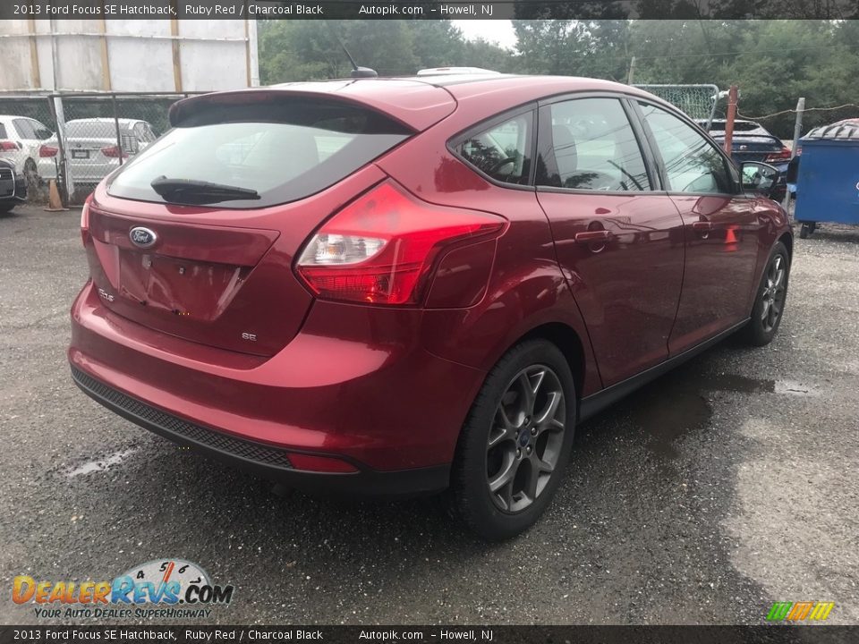 2013 Ford Focus SE Hatchback Ruby Red / Charcoal Black Photo #6