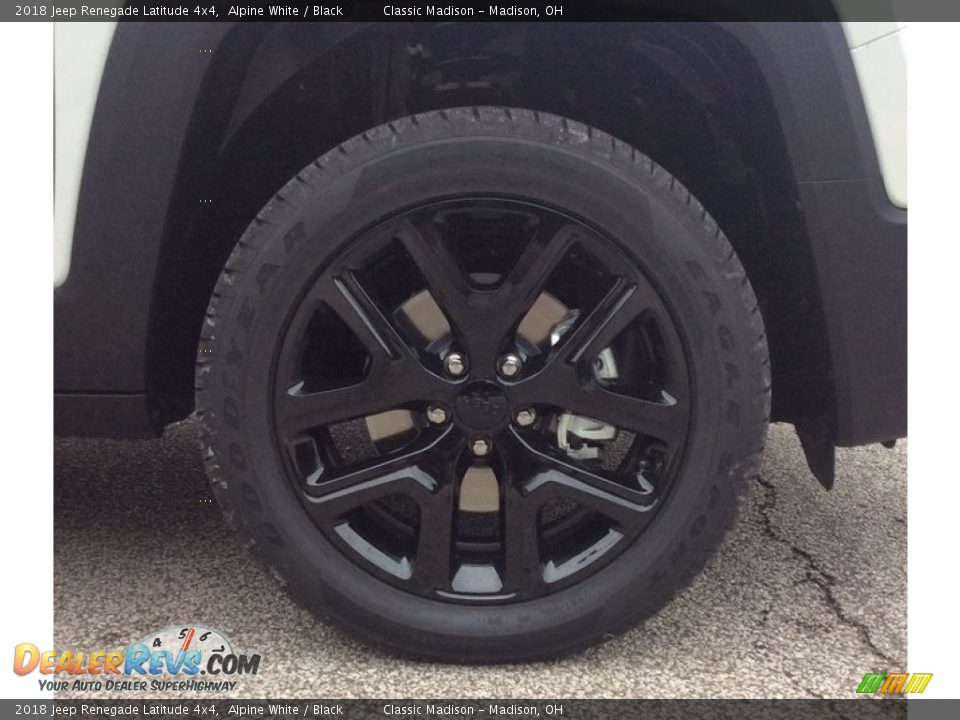 2018 Jeep Renegade Latitude 4x4 Alpine White / Black Photo #6