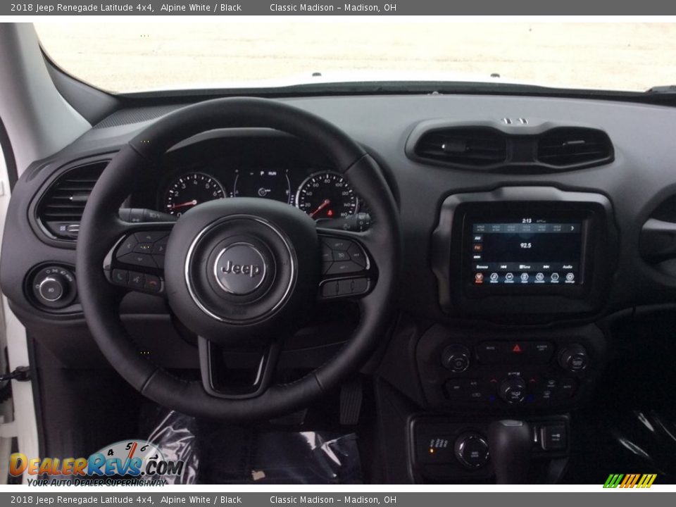 2018 Jeep Renegade Latitude 4x4 Alpine White / Black Photo #11