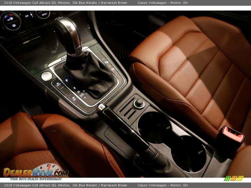 2018 Volkswagen Golf Alltrack SEL 4Motion Shifter Photo #15