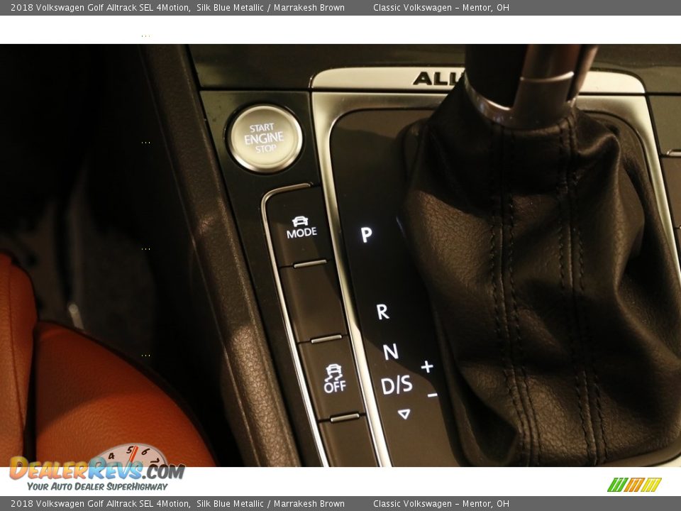 2018 Volkswagen Golf Alltrack SEL 4Motion Shifter Photo #16