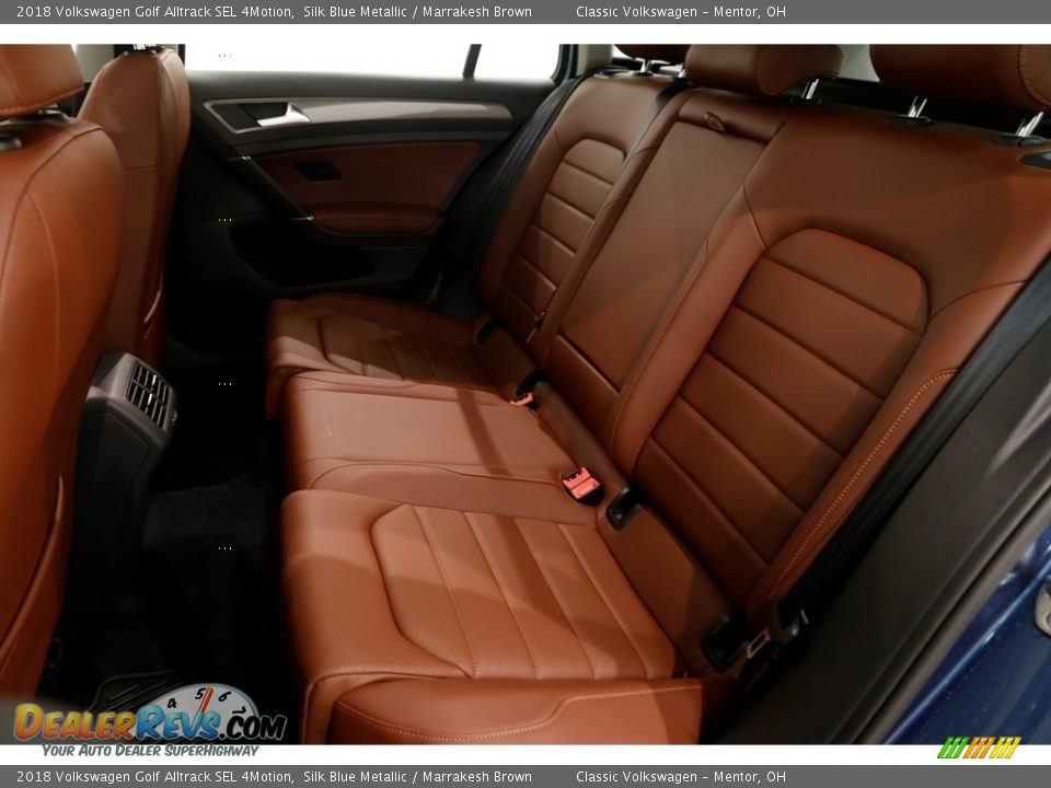 Rear Seat of 2018 Volkswagen Golf Alltrack SEL 4Motion Photo #20