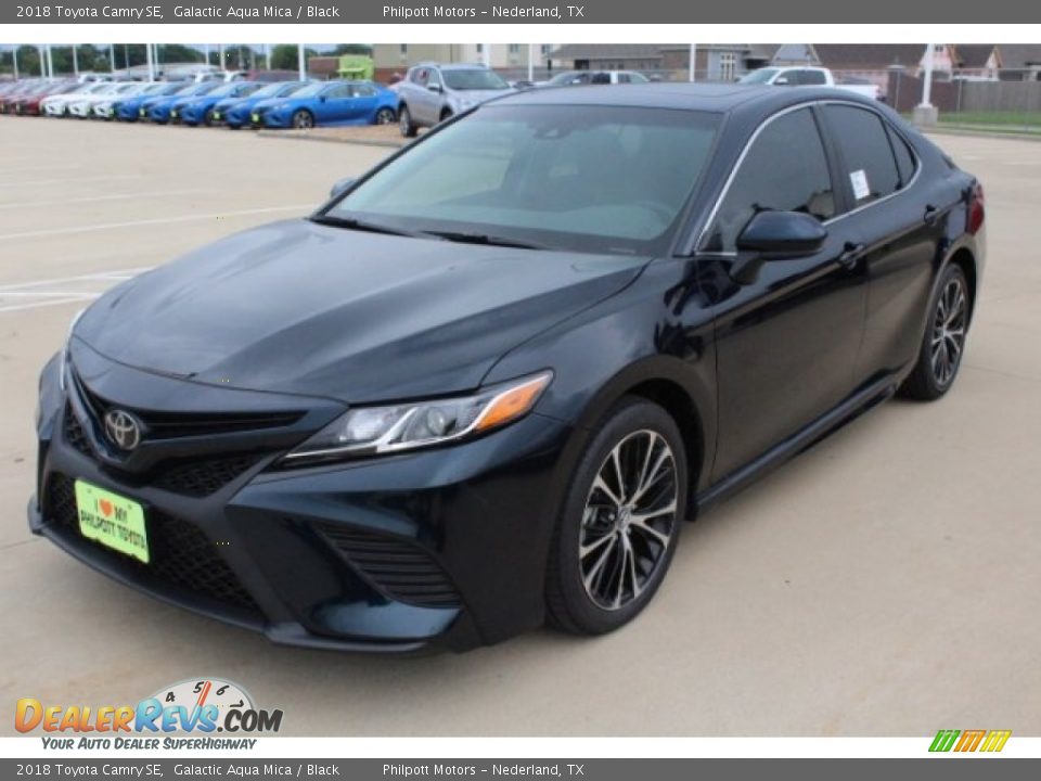 2018 Toyota Camry SE Galactic Aqua Mica / Black Photo #3