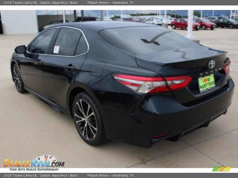 2018 Toyota Camry SE Galactic Aqua Mica / Black Photo #6