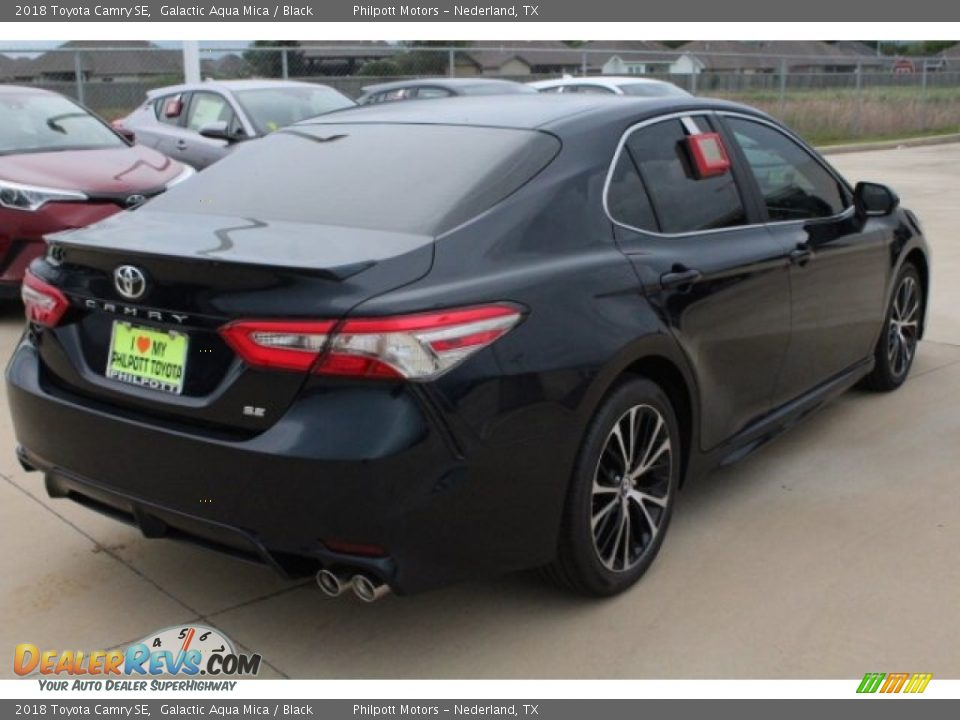2018 Toyota Camry SE Galactic Aqua Mica / Black Photo #8