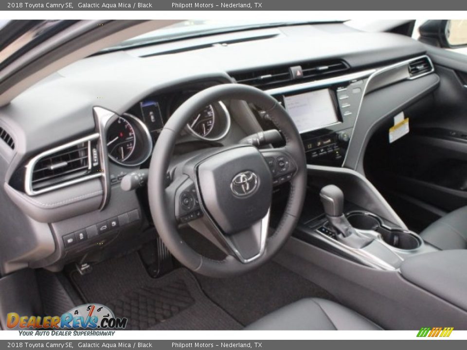 2018 Toyota Camry SE Galactic Aqua Mica / Black Photo #13
