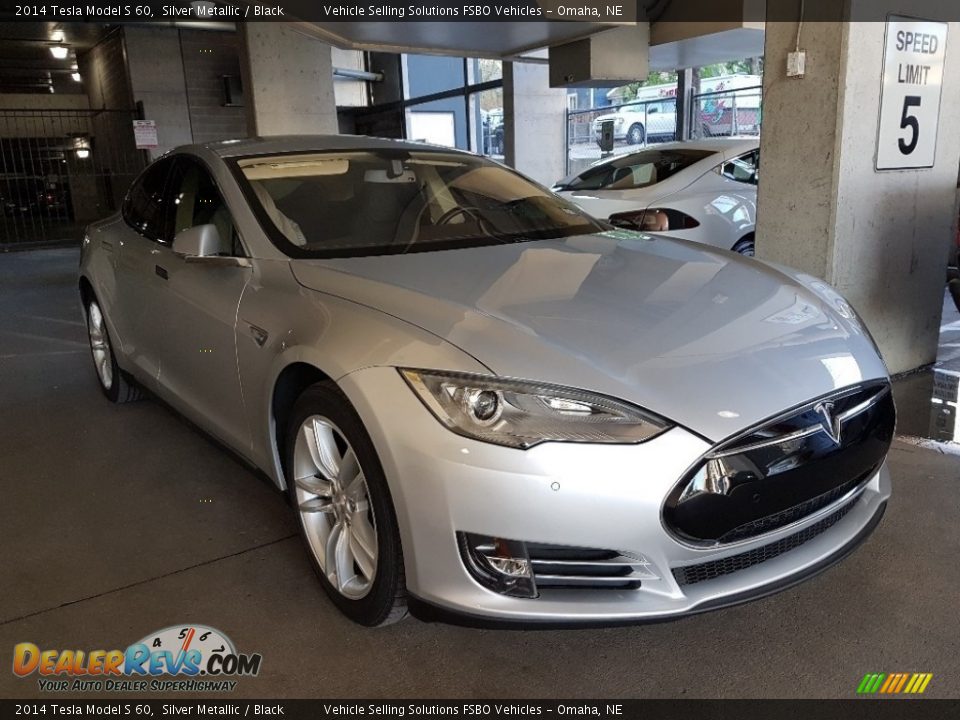 Front 3/4 View of 2014 Tesla Model S 60 Photo #6