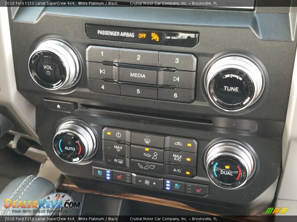 2018 Ford F150 Lariat SuperCrew 4x4 White Platinum / Black Photo #16