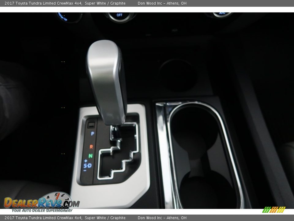 2017 Toyota Tundra Limited CrewMax 4x4 Super White / Graphite Photo #24