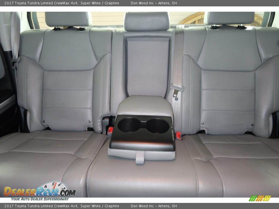2017 Toyota Tundra Limited CrewMax 4x4 Super White / Graphite Photo #25