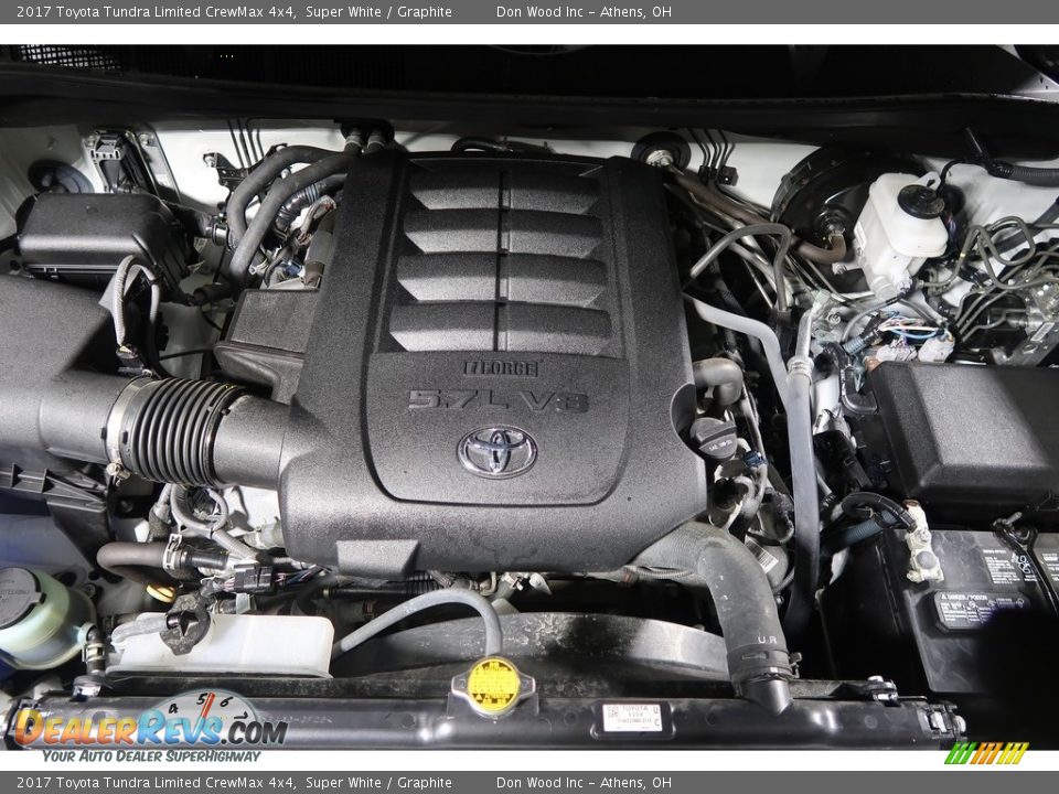 2017 Toyota Tundra Limited CrewMax 4x4 Super White / Graphite Photo #31