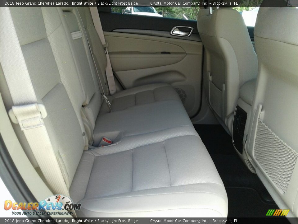 2018 Jeep Grand Cherokee Laredo Bright White / Black/Light Frost Beige Photo #11
