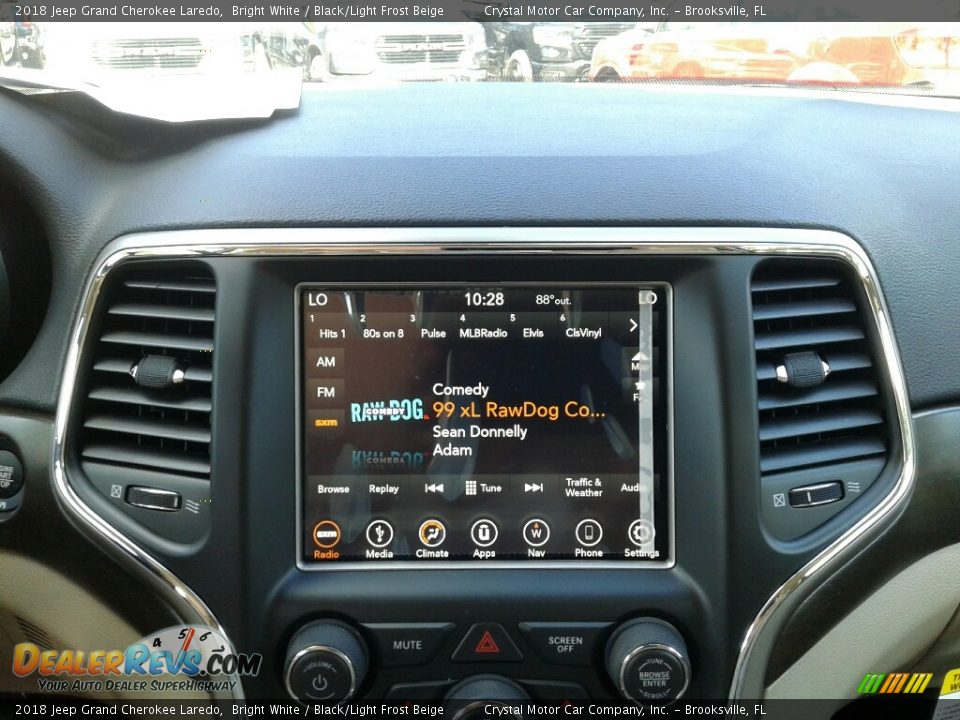 2018 Jeep Grand Cherokee Laredo Bright White / Black/Light Frost Beige Photo #15