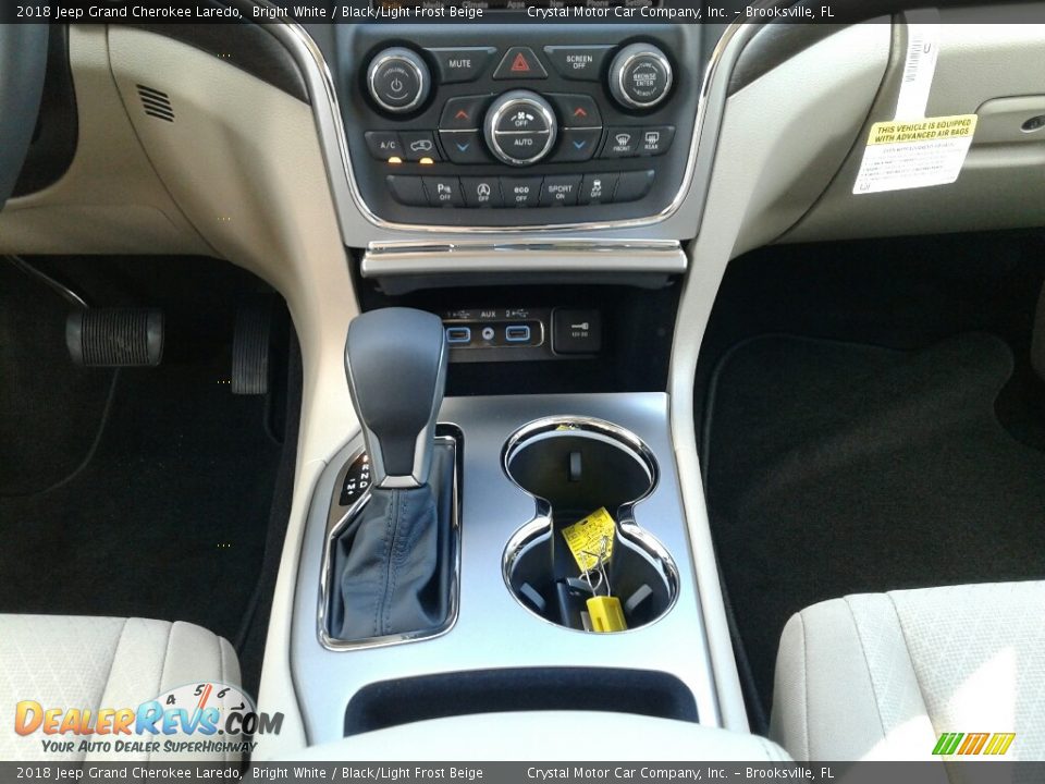 2018 Jeep Grand Cherokee Laredo Bright White / Black/Light Frost Beige Photo #16