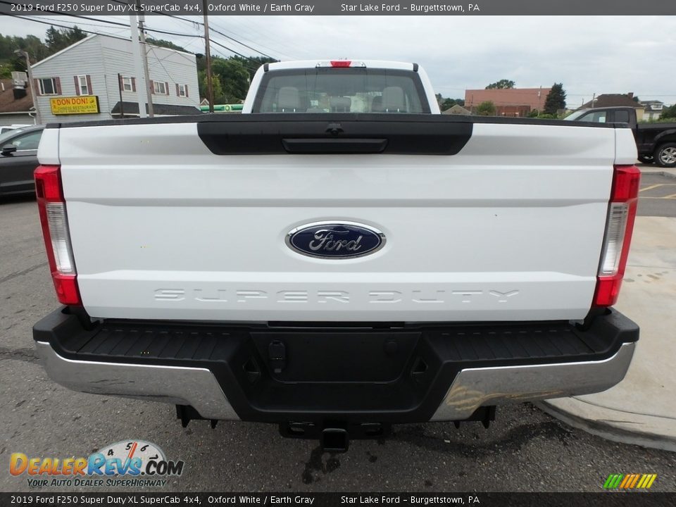 2019 Ford F250 Super Duty XL SuperCab 4x4 Oxford White / Earth Gray Photo #7