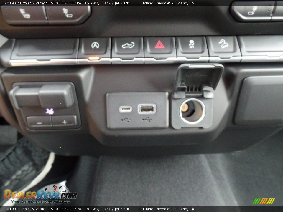 2019 Chevrolet Silverado 1500 LT Z71 Crew Cab 4WD Black / Jet Black Photo #35