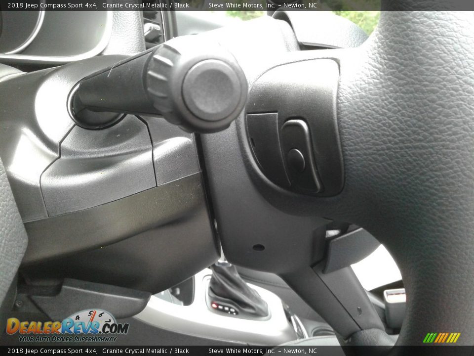 2018 Jeep Compass Sport 4x4 Granite Crystal Metallic / Black Photo #15