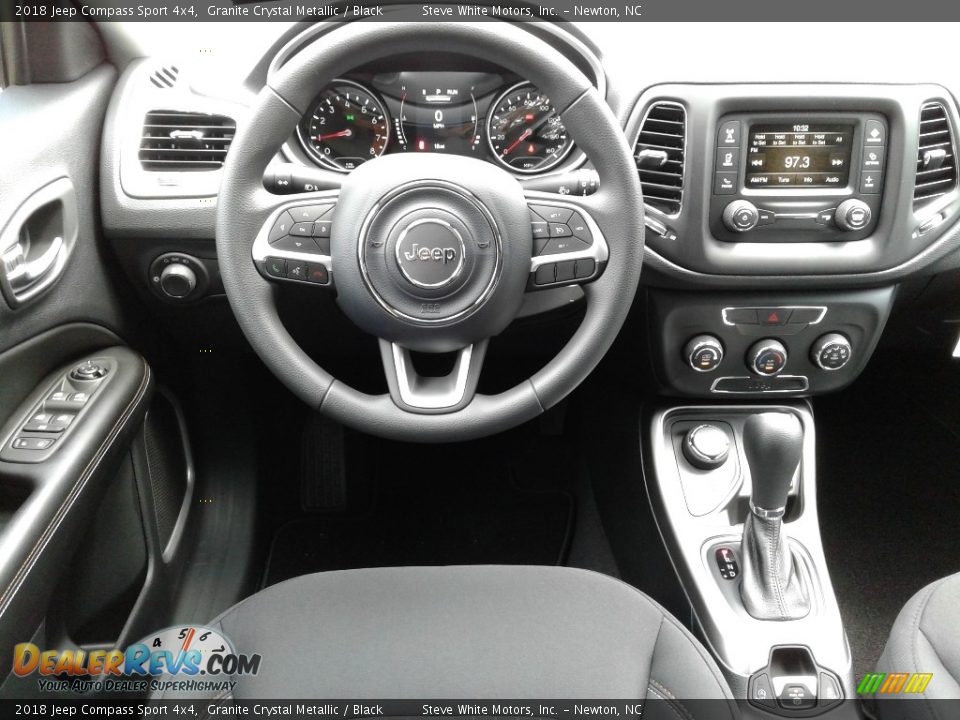 2018 Jeep Compass Sport 4x4 Granite Crystal Metallic / Black Photo #24