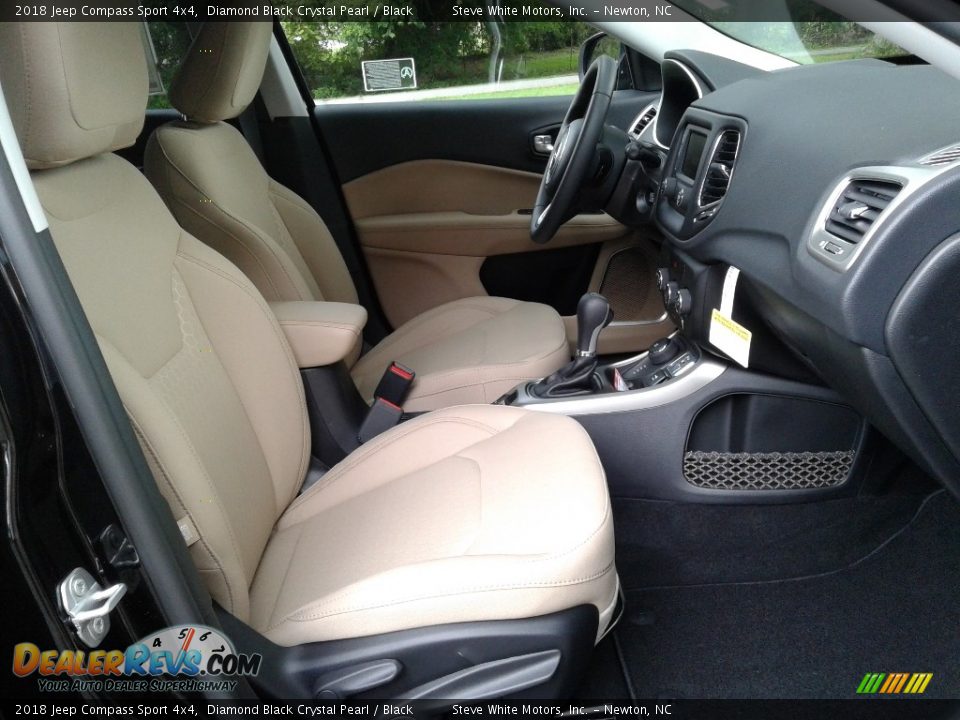 2018 Jeep Compass Sport 4x4 Diamond Black Crystal Pearl / Black Photo #14