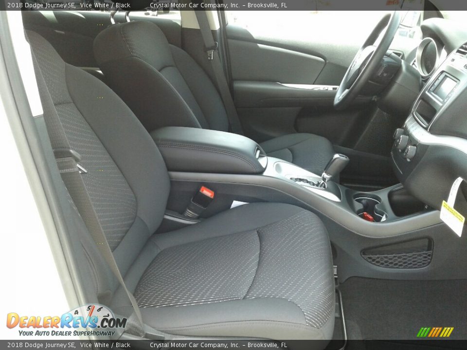 2018 Dodge Journey SE Vice White / Black Photo #12