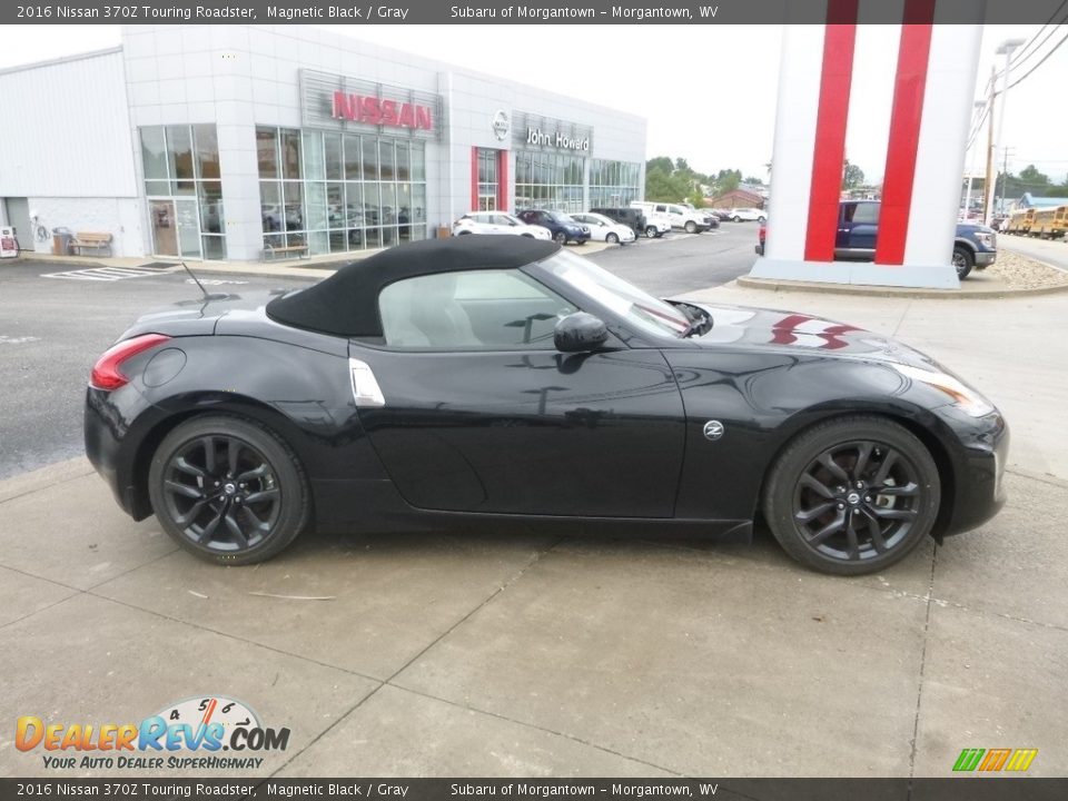 2016 Nissan 370Z Touring Roadster Magnetic Black / Gray Photo #3