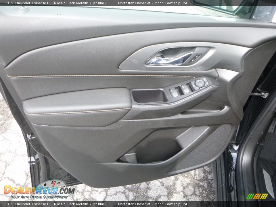 2019 Chevrolet Traverse LS Mosaic Black Metallic / Jet Black Photo #15