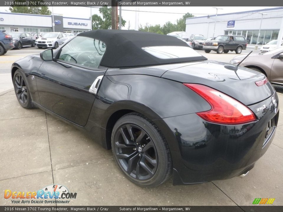 2016 Nissan 370Z Touring Roadster Magnetic Black / Gray Photo #6