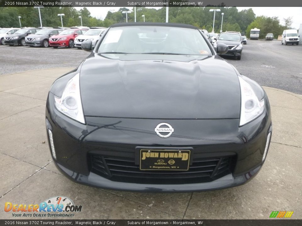 2016 Nissan 370Z Touring Roadster Magnetic Black / Gray Photo #9